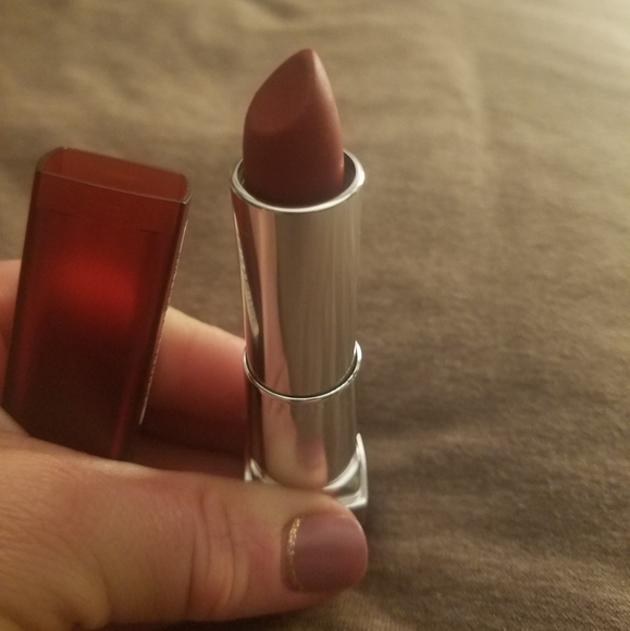 Maybelline | Makeup | Maybelline Matte Lip Daringly Nude Rich Ruby ...